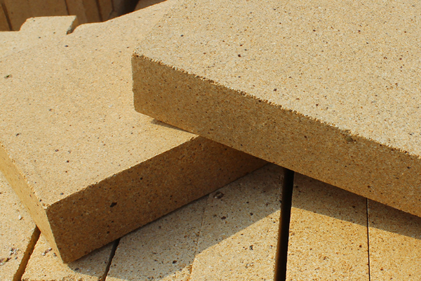 heavy-weight high-alumina refractory bricks