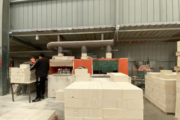JM 23 mullite insulation bricks sold to South Africa - Showcase - 1