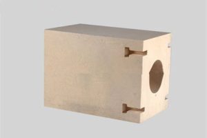 Sintered zirconium corundum bricks for glass kilns