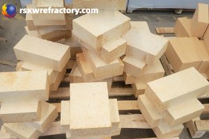 What are the standard size of refractory bricks?