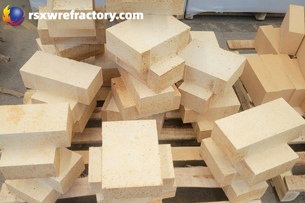 size of refractory brick